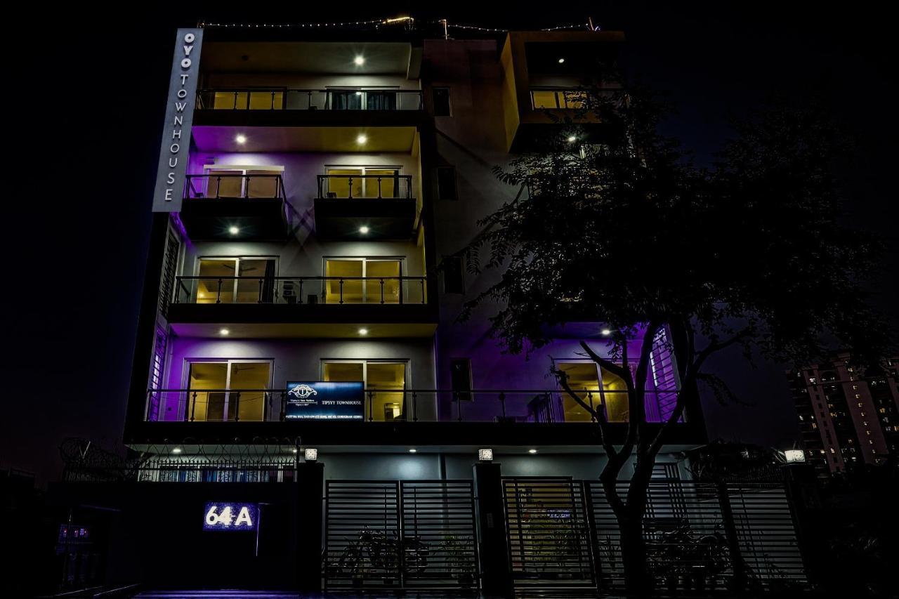 Super Townhouse Tipsyy Near Bestech Central Square Mall Gurgaon Zewnętrze zdjęcie