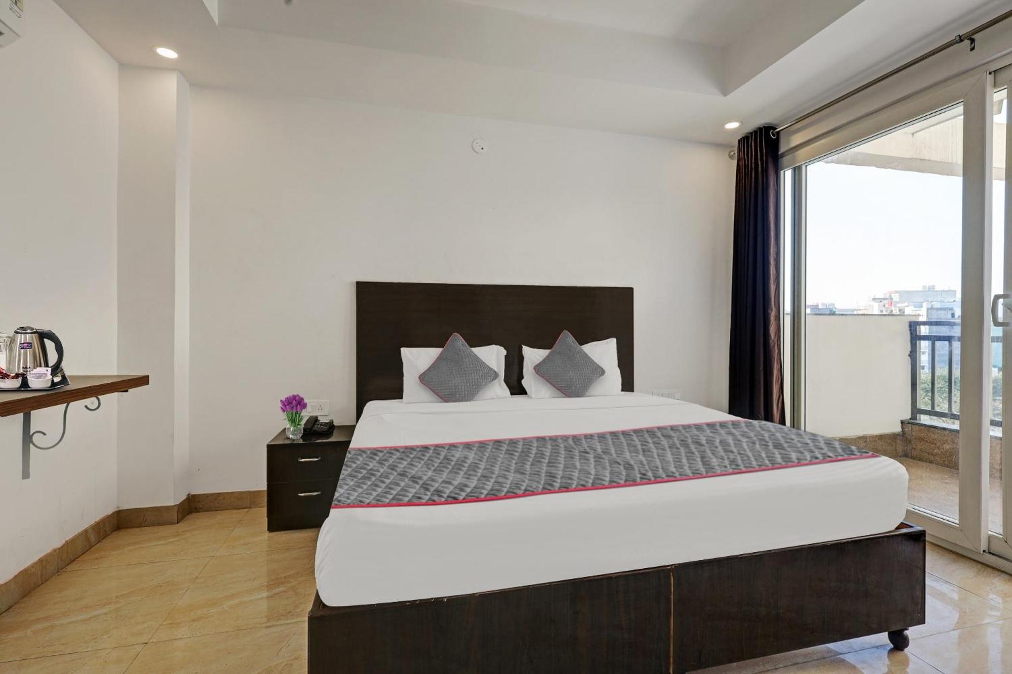 Super Townhouse Tipsyy Near Bestech Central Square Mall Gurgaon Zewnętrze zdjęcie